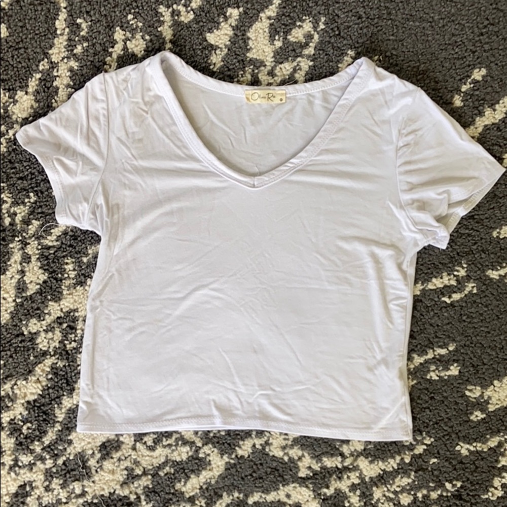 Cropped white tee